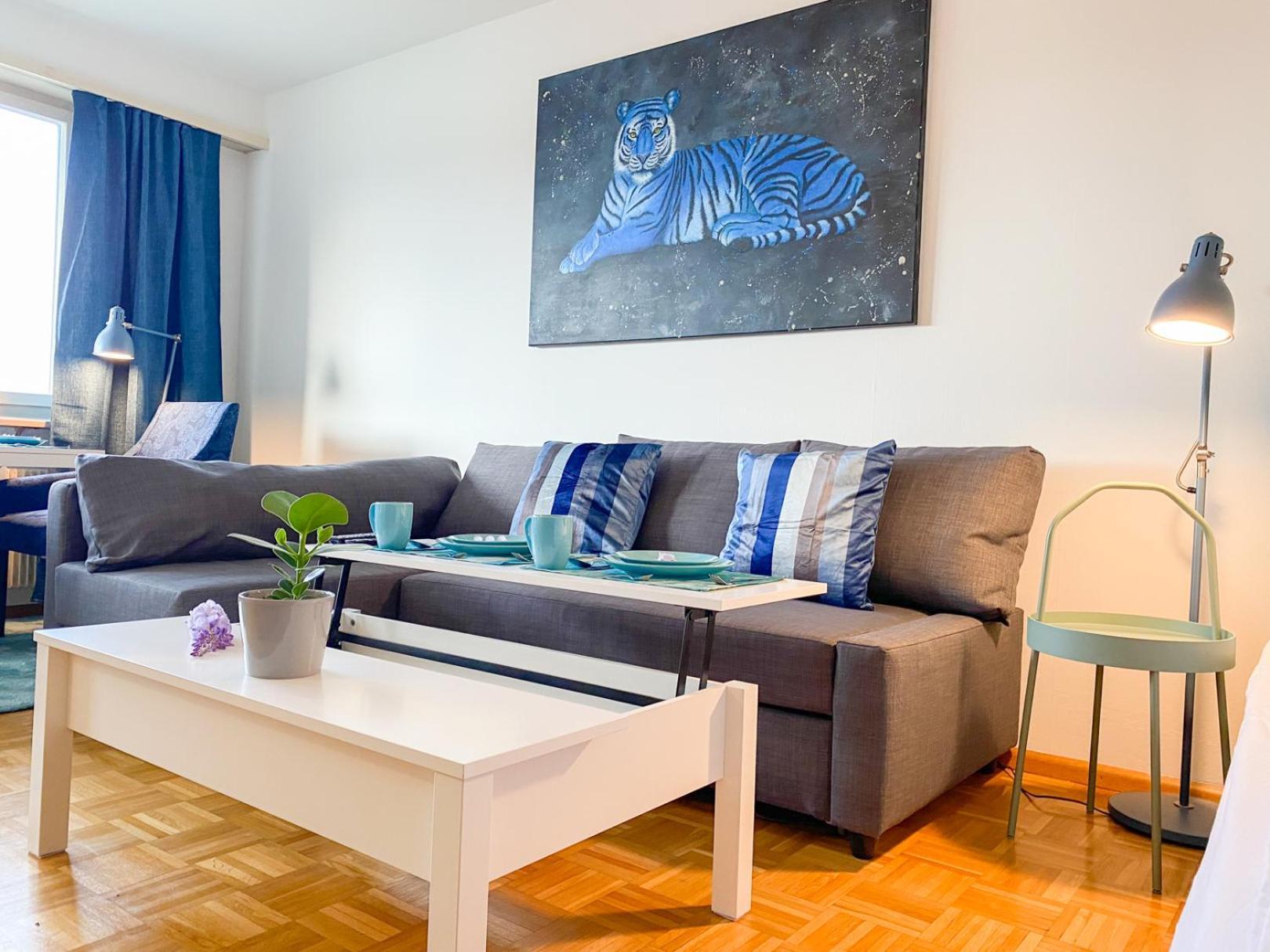 Special Blue Tiger Apartment Basel, Messe Kleinbasel 10-Star Exterior photo